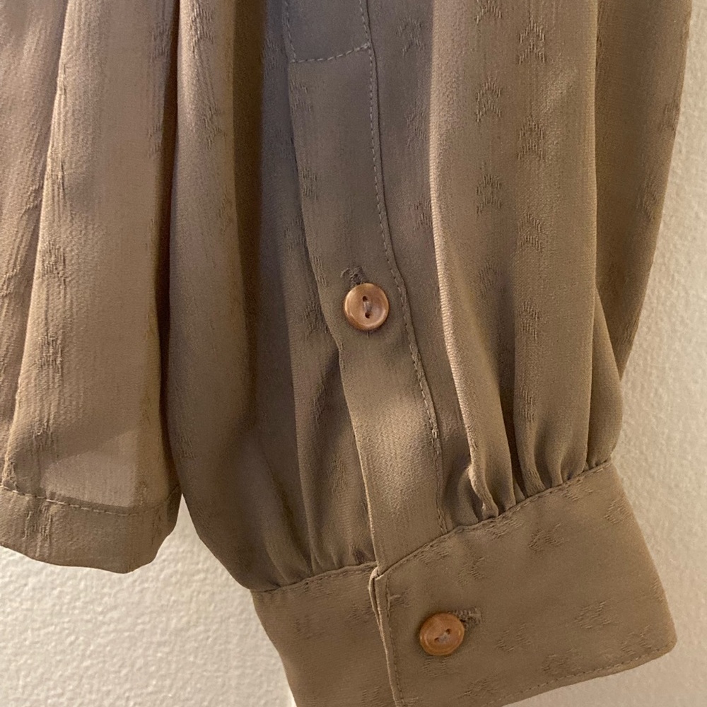 Vintage Jean de Pierre Soft Brown Front Detail Blouse - Picture 9 of 12